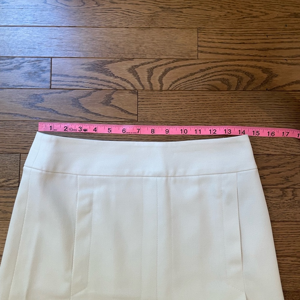 Akris Punto Soft Cream Pleated Skirt - Picture 12 of 13